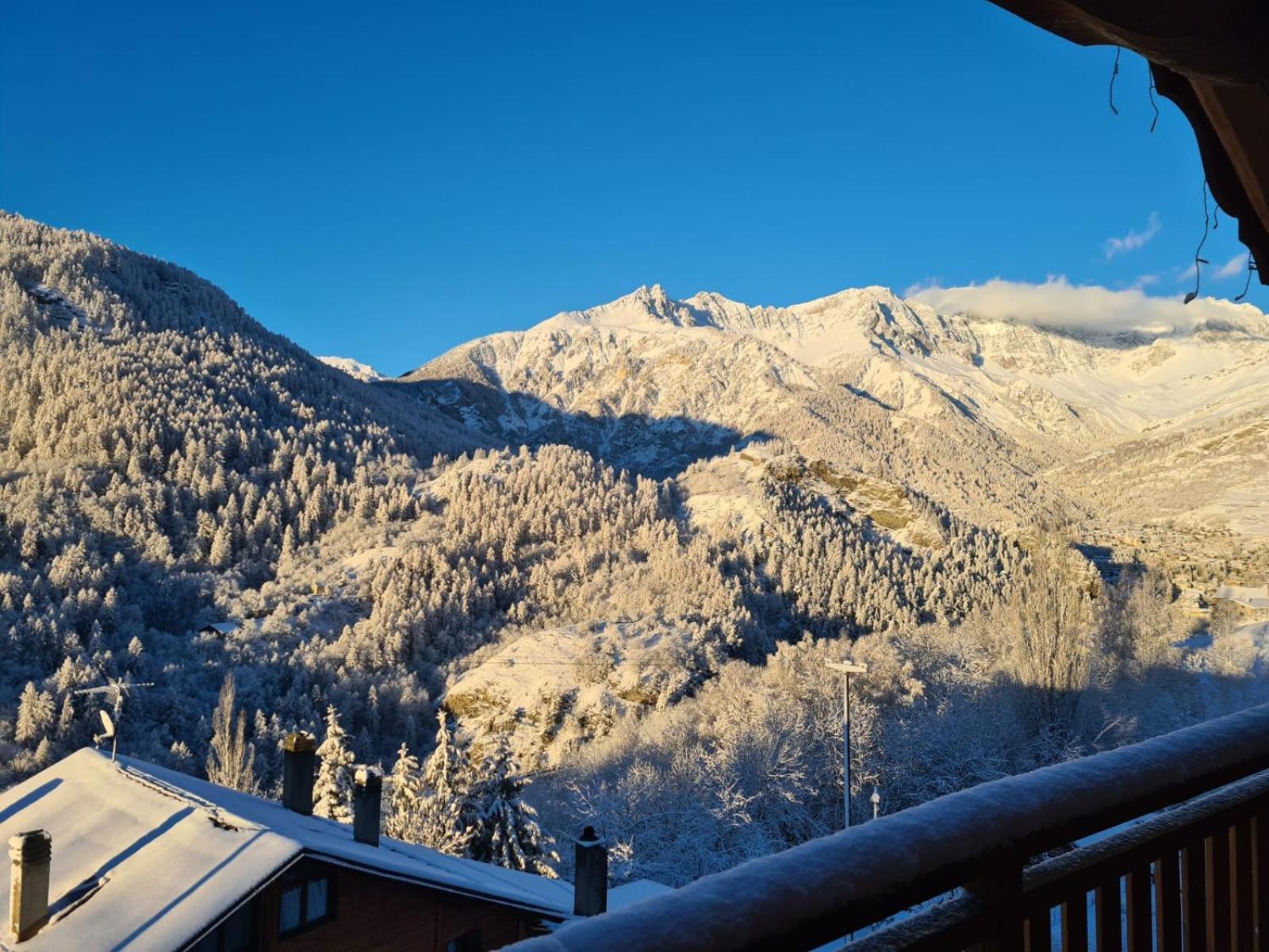 La Maison - Il Riparo Del Cervo Bardonecchia Exterior foto